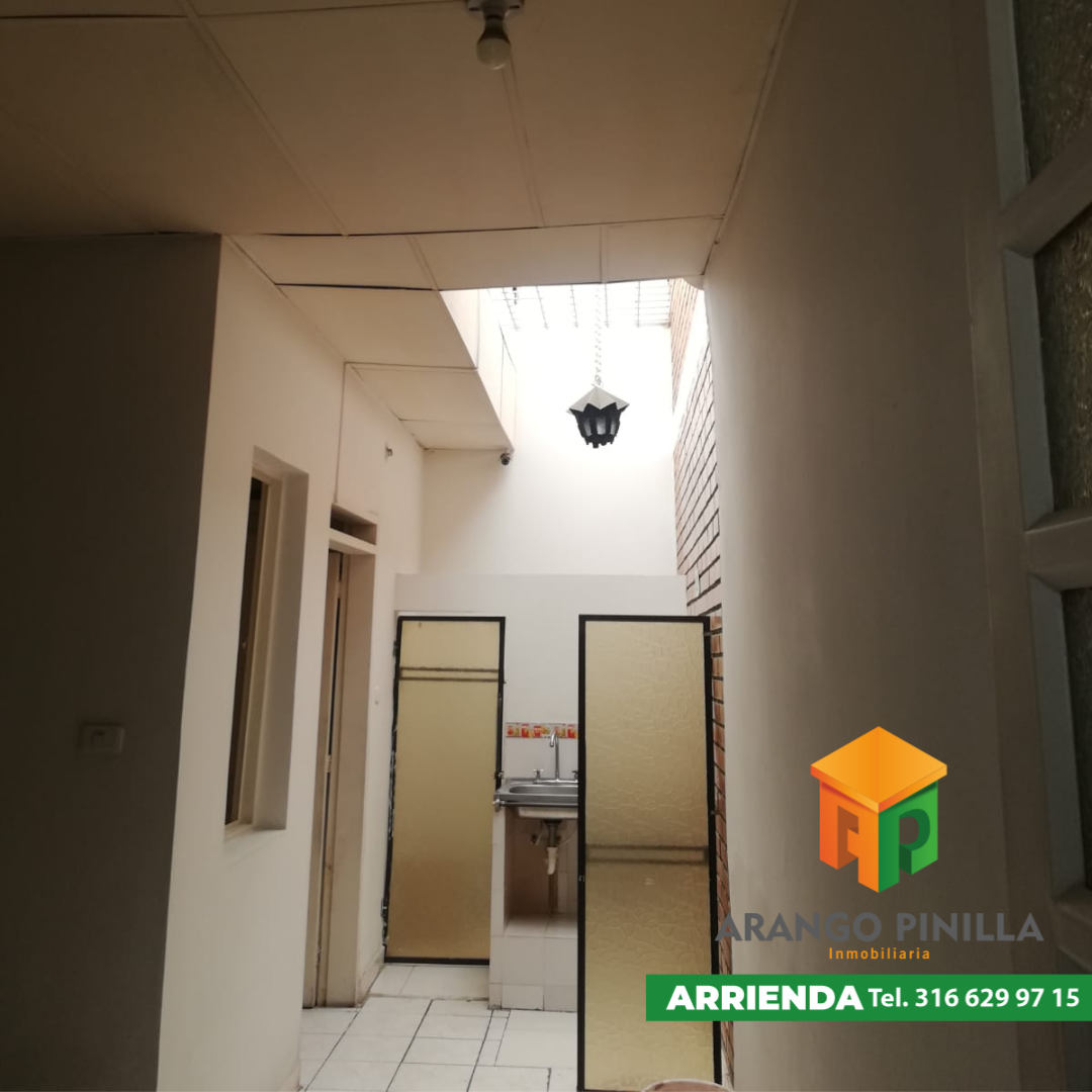 Alquila local para oficina o negocio, centro de Palmira